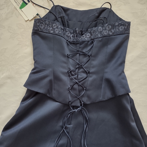 New🎀Mori Lee Madeline Gardner embroidered corset lace up maxi gown - Picture 2 of 13